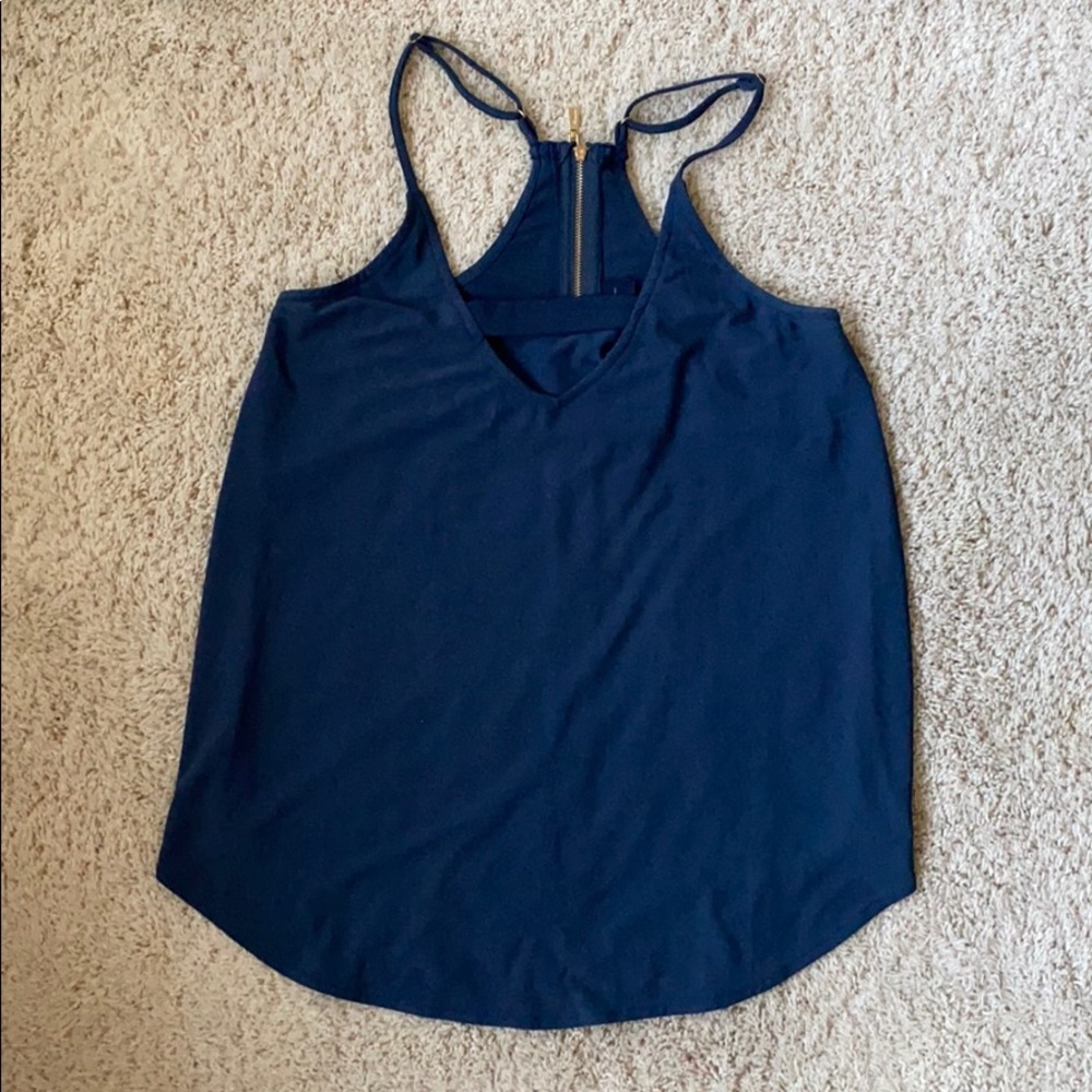 Flowy tank with front detail and zipper